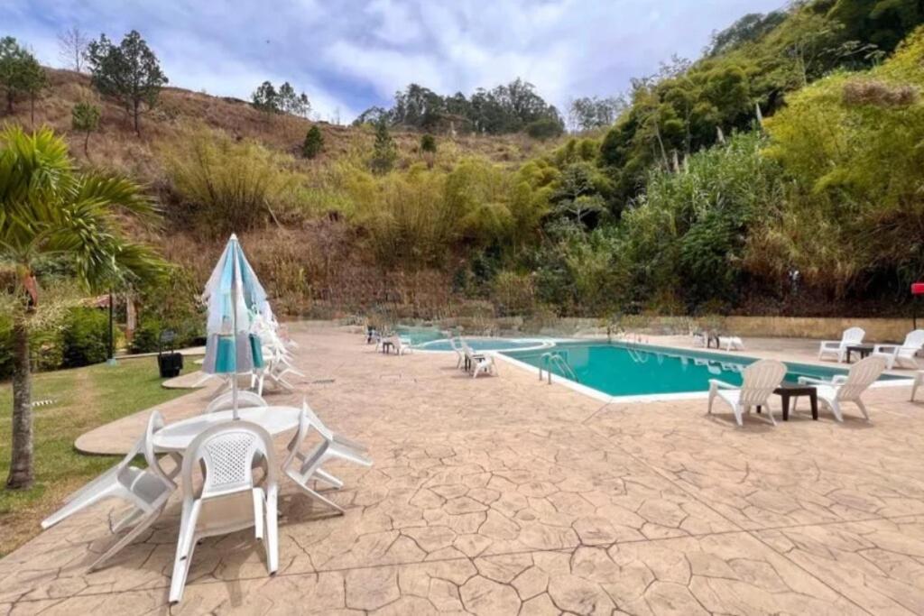 Comfortable For 4 People In La Tahona * Caracas