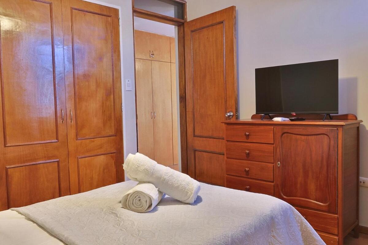Comfortable For 4 People In La Tahona Apartamento Caracas