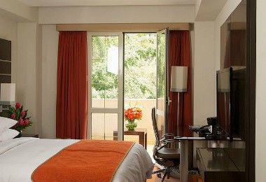 Altamira Village 4*