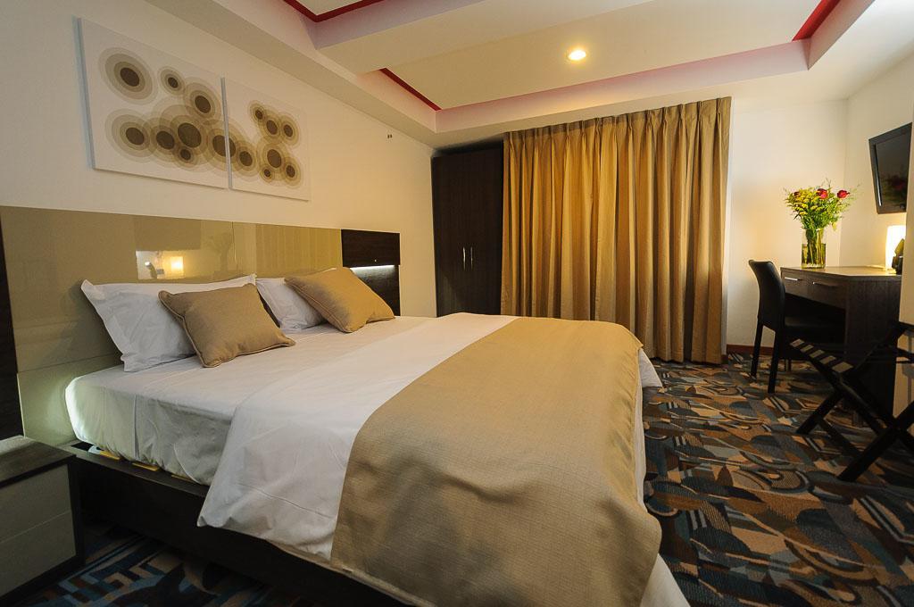 Alex Hotel