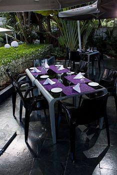 Hotel The Vip 3*