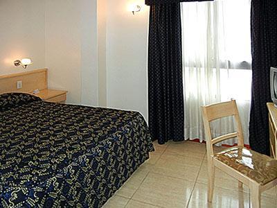 Americas Hotel 3*