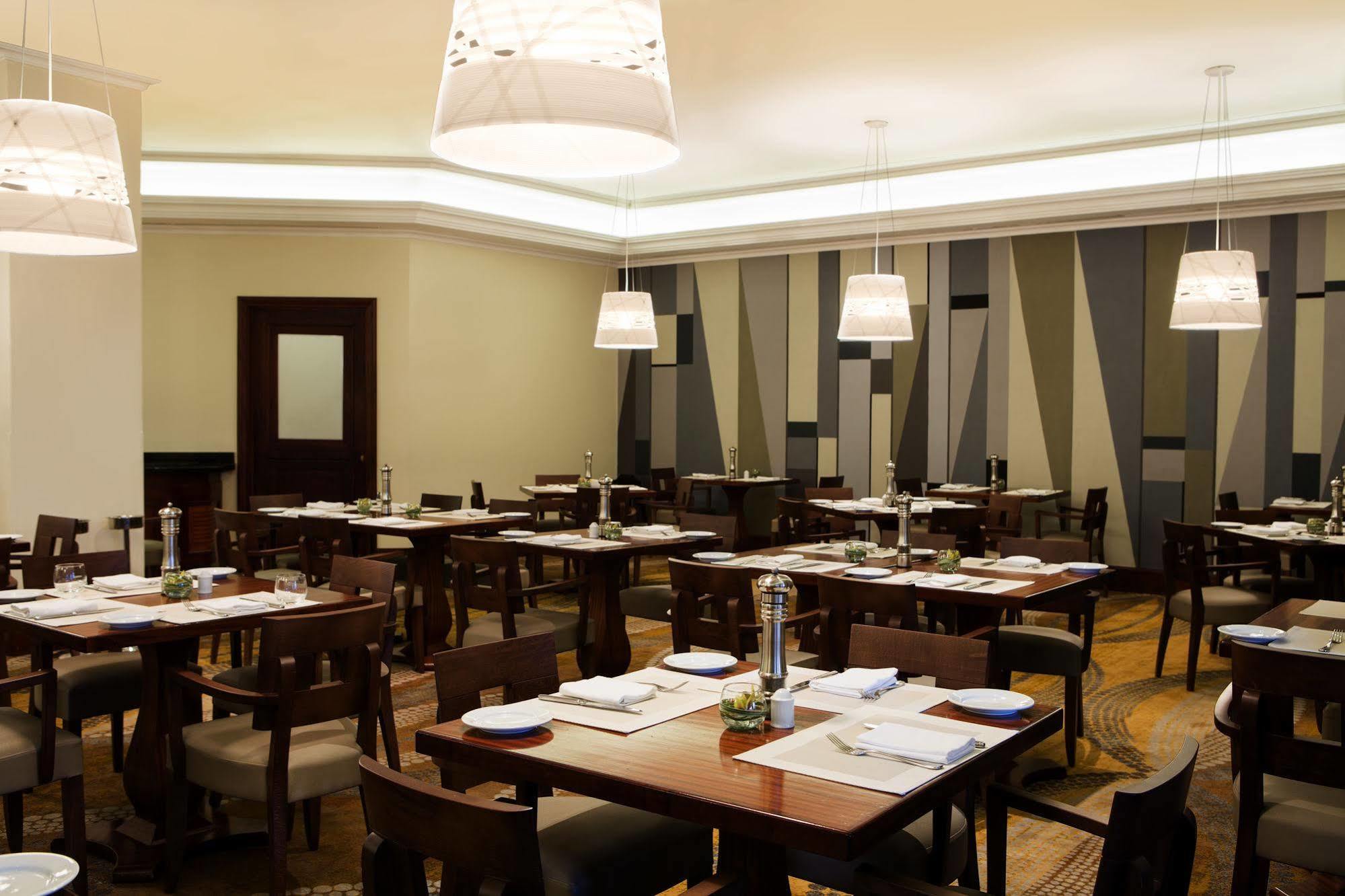 Jw Marriott Hotel 5*