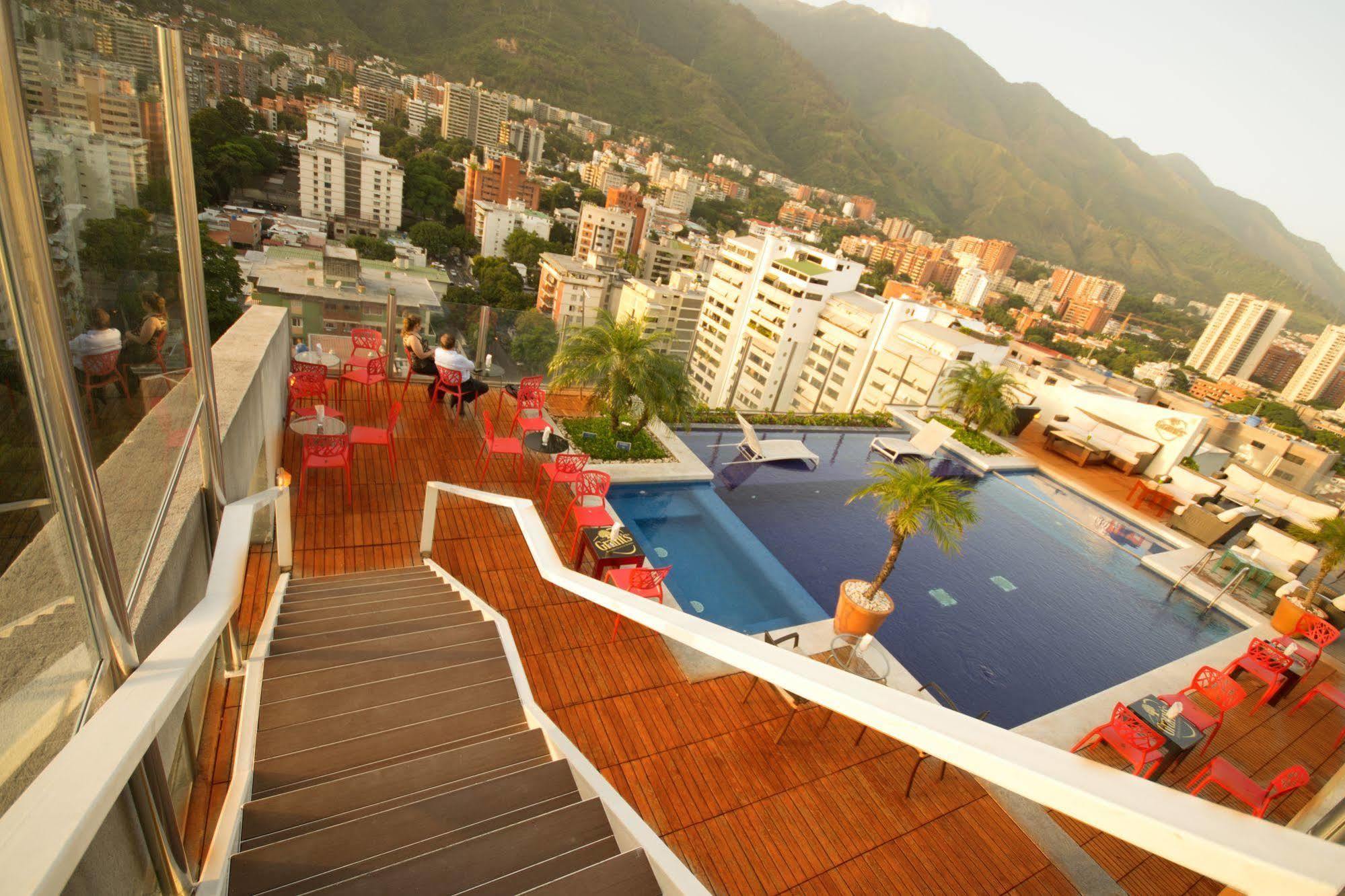 Hotel Pestana Premium & Conference 4*