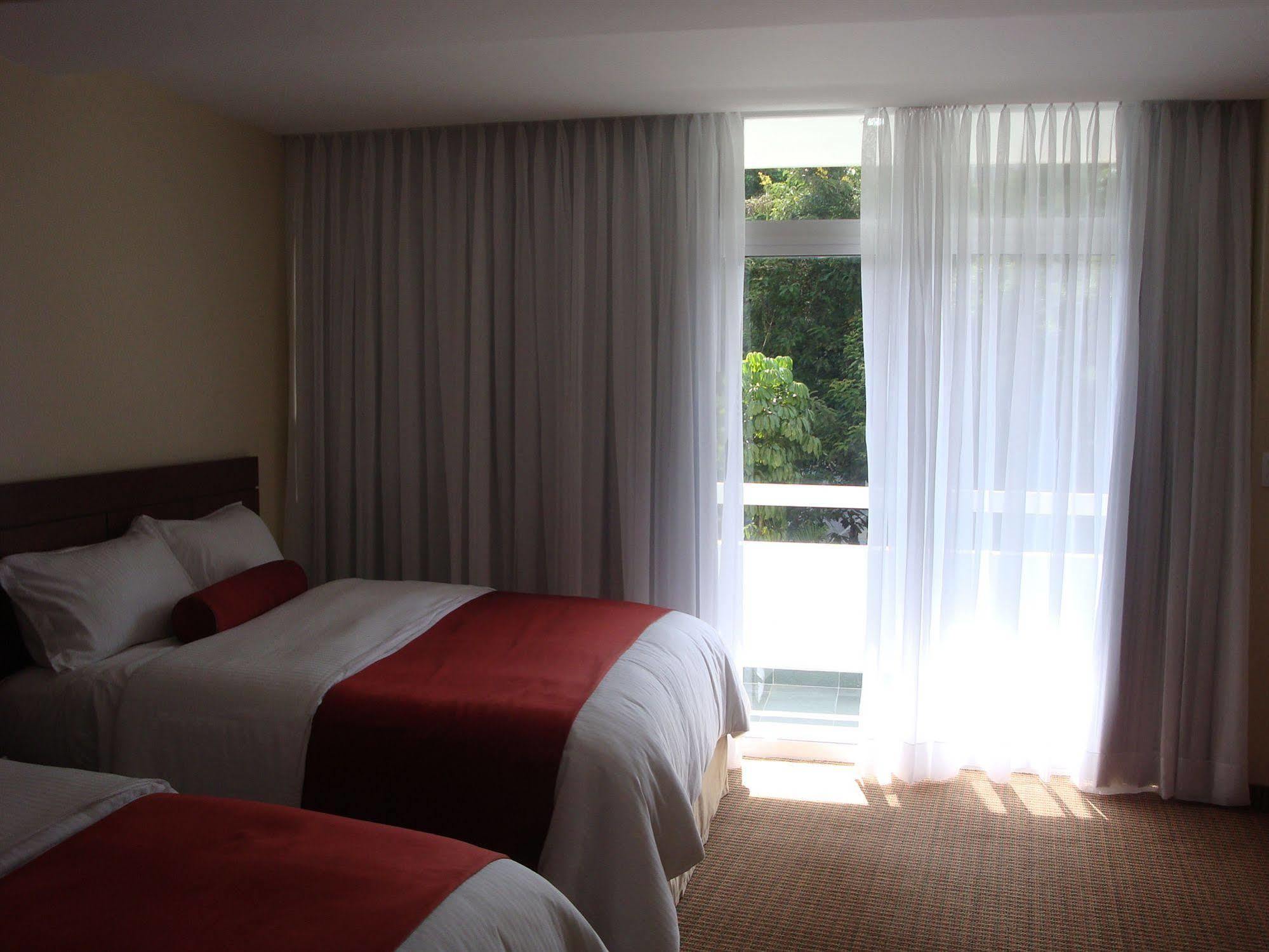 Hotel Continental Altamira 4*