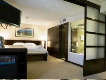 Eurobuilding Hotel&suites 5*