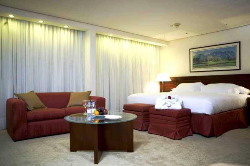 Eurobuilding Hotel&suites Hotel