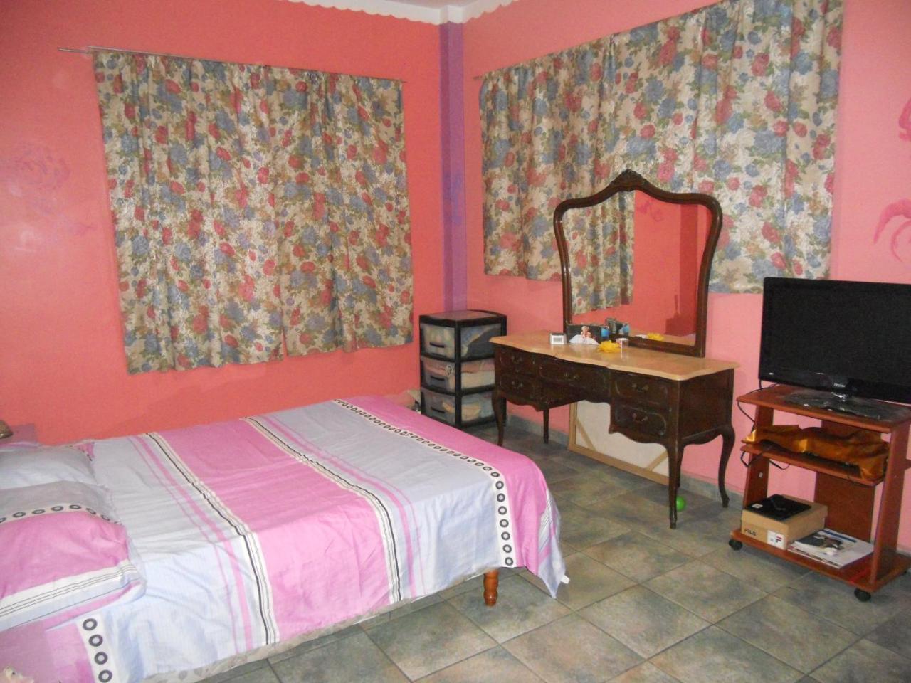 Alquiler De Habitación en casa particular