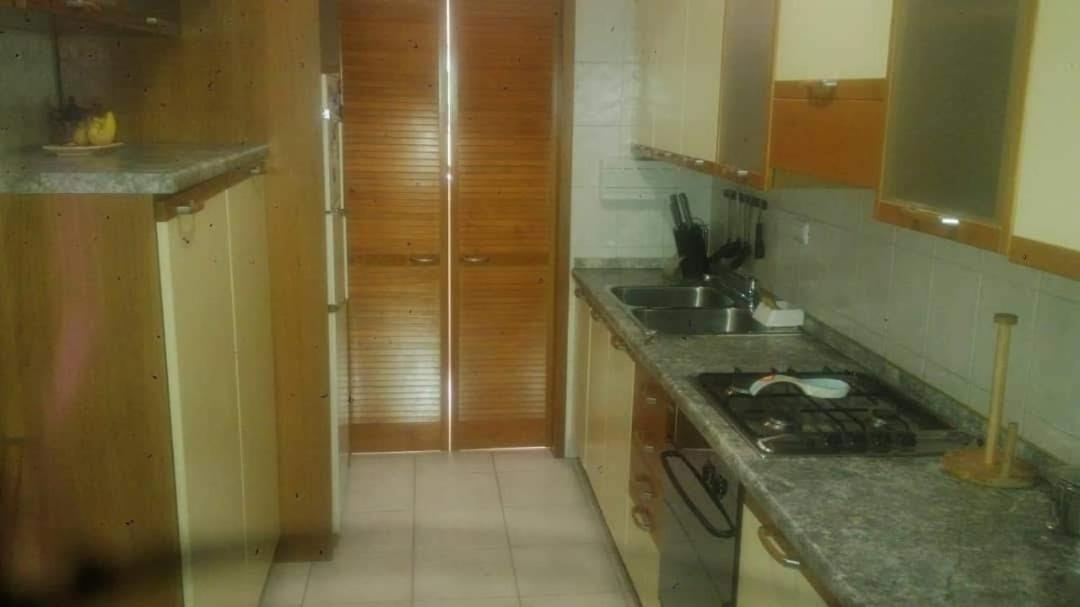 Bello Y Seguro Apatamento En Campo Alegre * Caracas