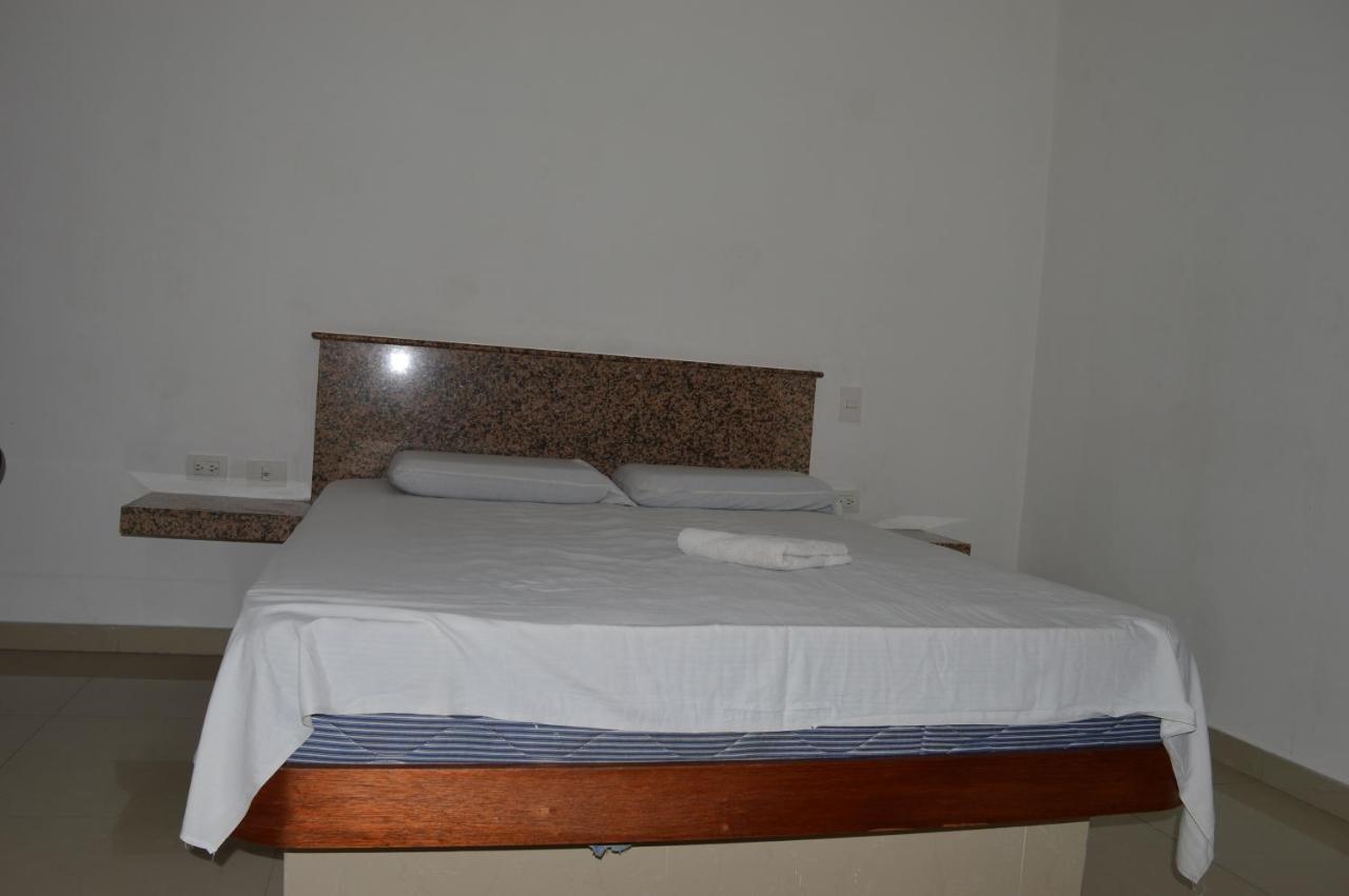 Tiburon Hotel