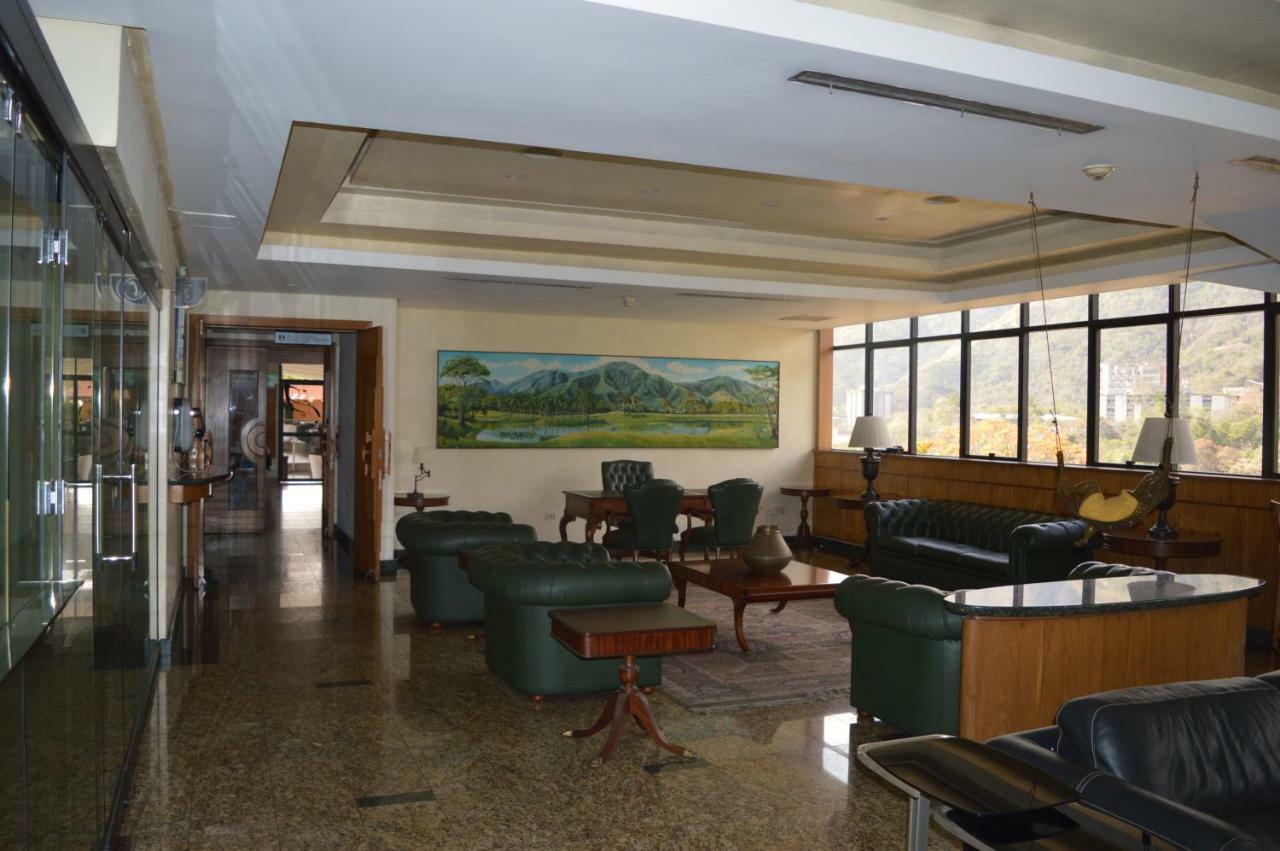 Hotel Montaña Suites Caracas