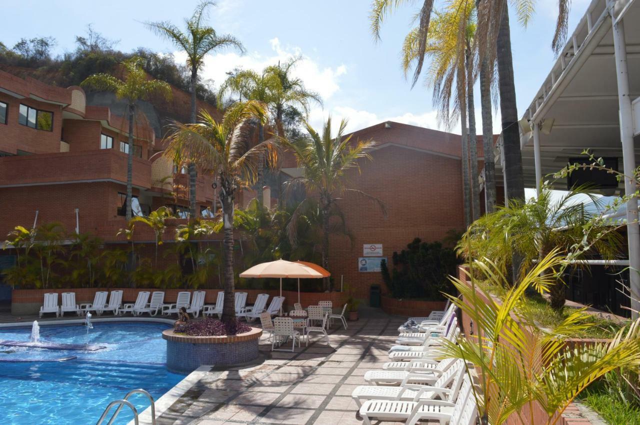 Montaña Suites