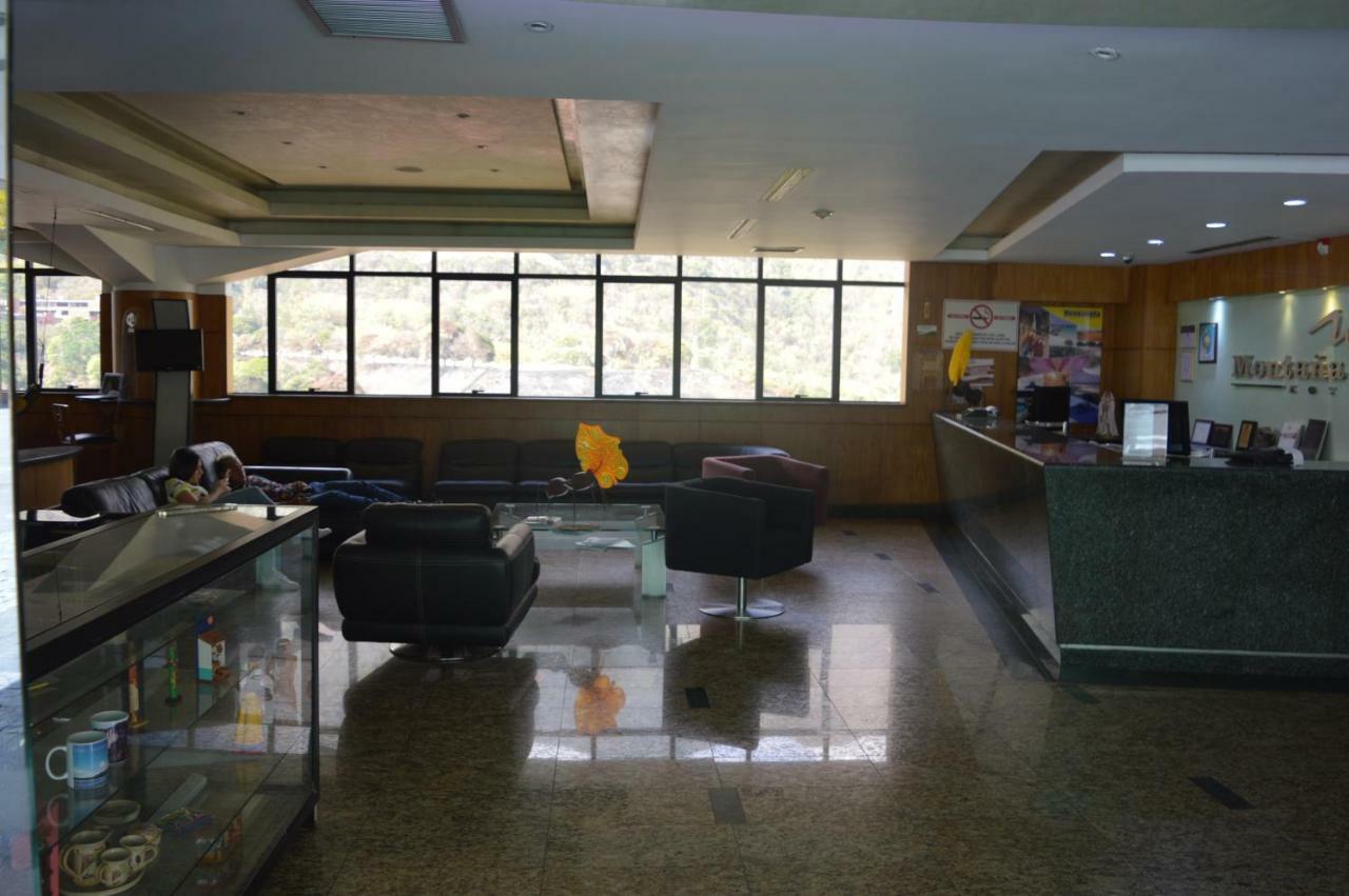 Montaña Suites Hotel