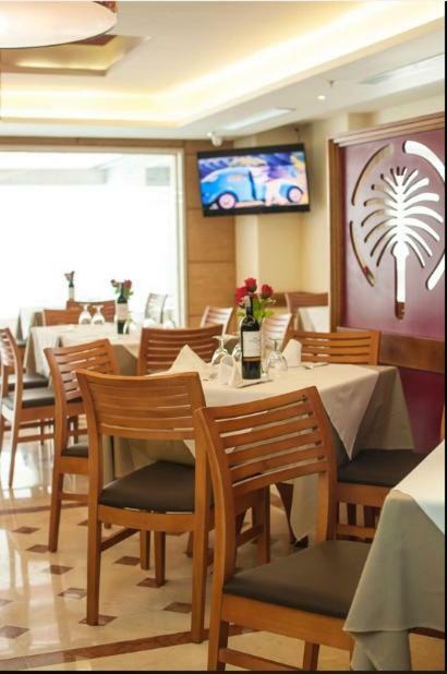 Hotel Dubai Suites 3*