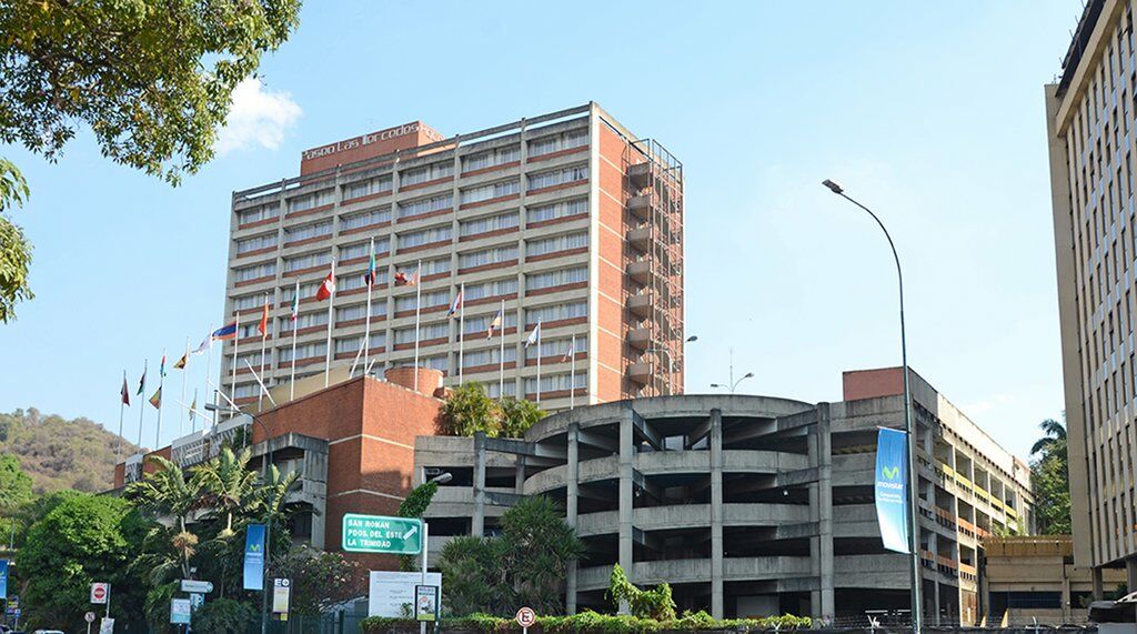 Hotel Paseo De Mercedes 4*