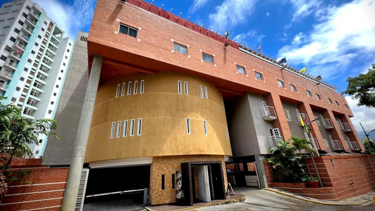 Novo * Caracas