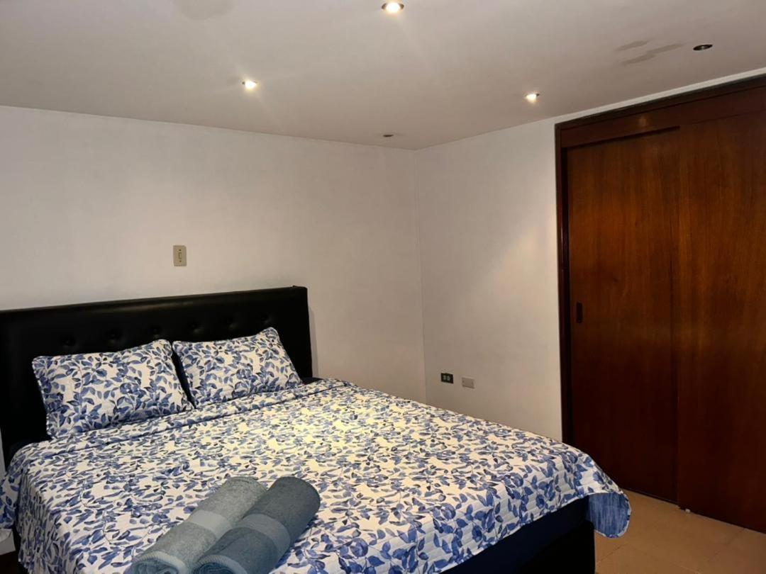 Apartamento Apto La Candelaria Con Parqueo