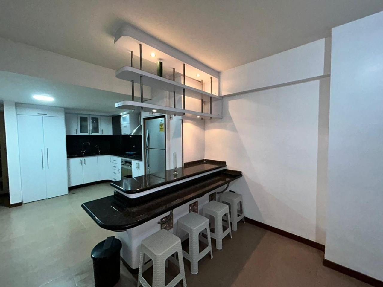 Apto La Candelaria Con Parqueo Apartamento Caracas