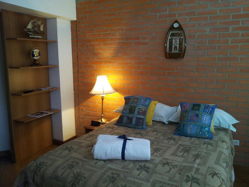 Hostal Mariani International *