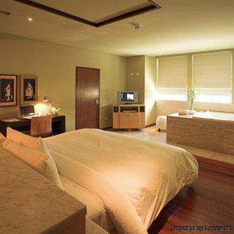 Cumberland Hotel