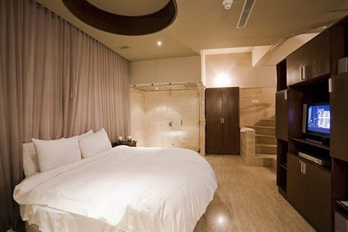 The Hotel 4*