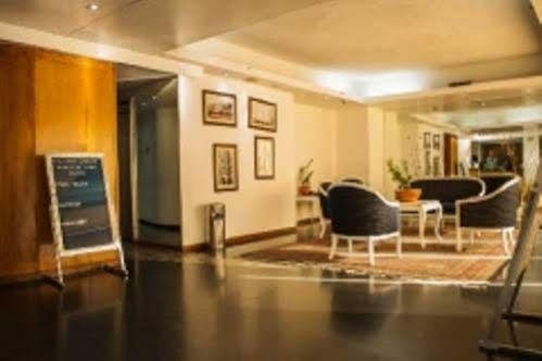Cumberland Hotel