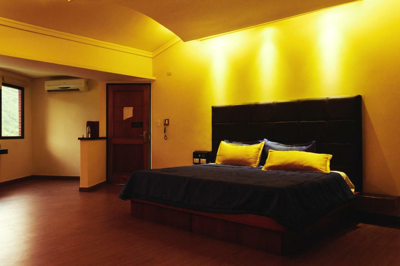 Montana Suites