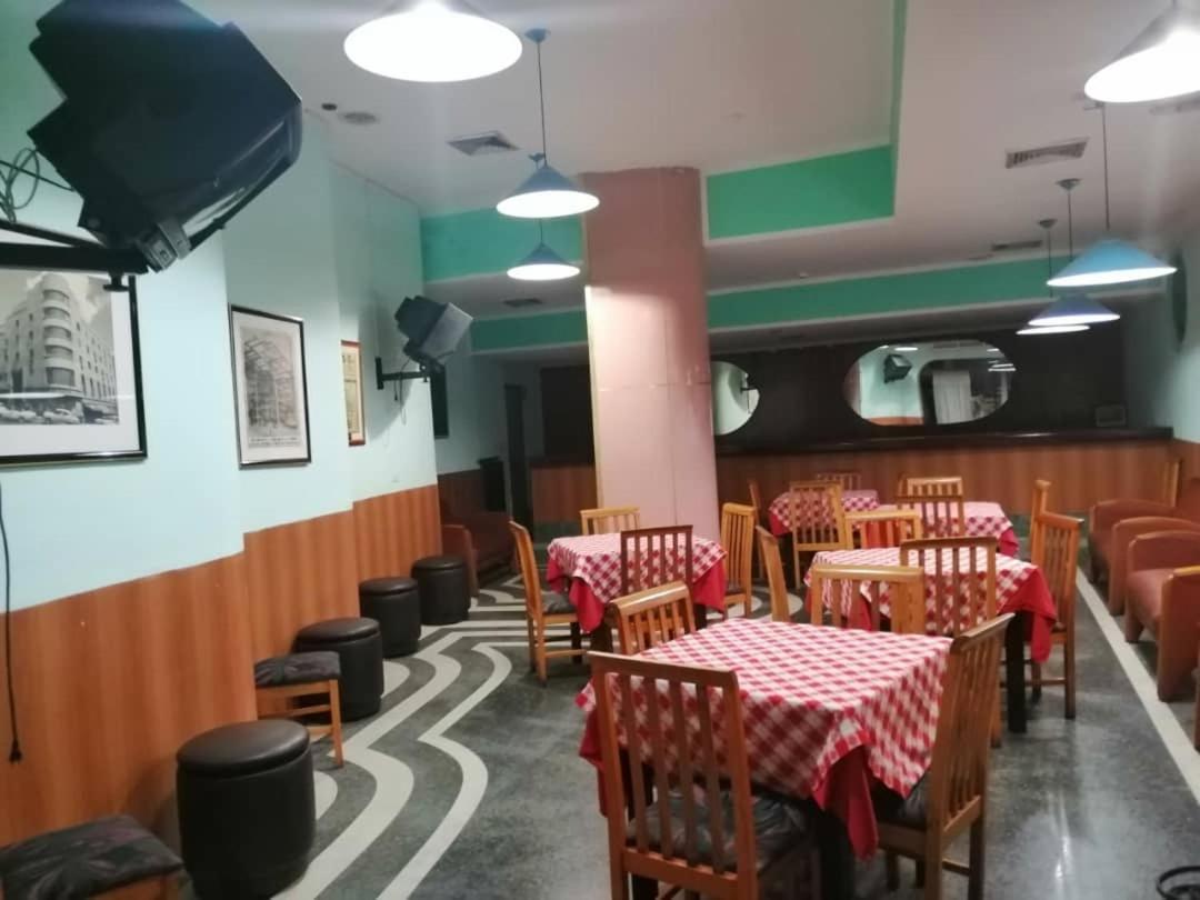 El Conde Hotel *
