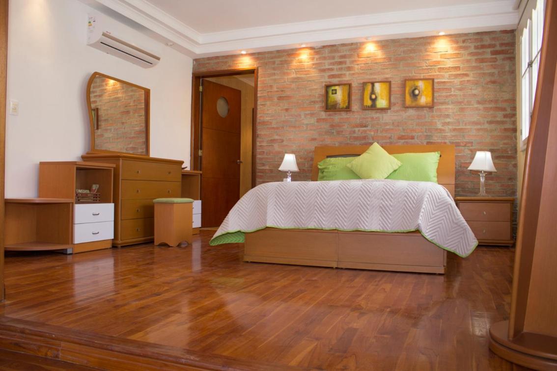 Holiday home Chalet, Clima Y Tranquilidad De Montana En *